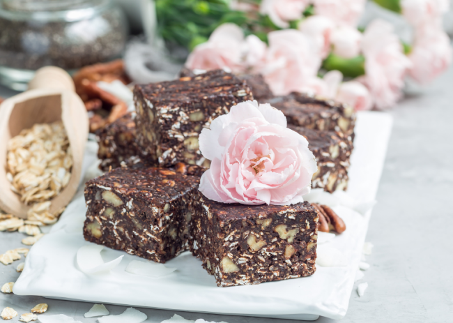 7 Best Paleo Bars to Try RN